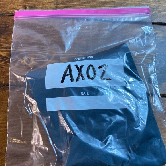 The North Face T-shirt Women's size Medium Short Sleeve Tee Blue - Picture 11 of 11